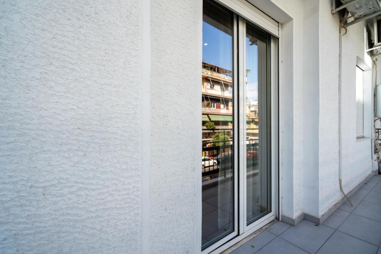 The Flirty Athens Apartment ภายนอก รูปภาพ