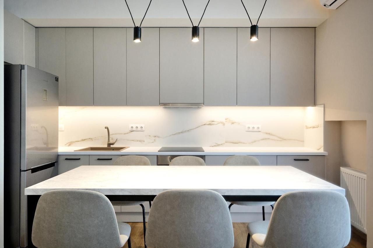The Flirty Athens Apartment ภายนอก รูปภาพ