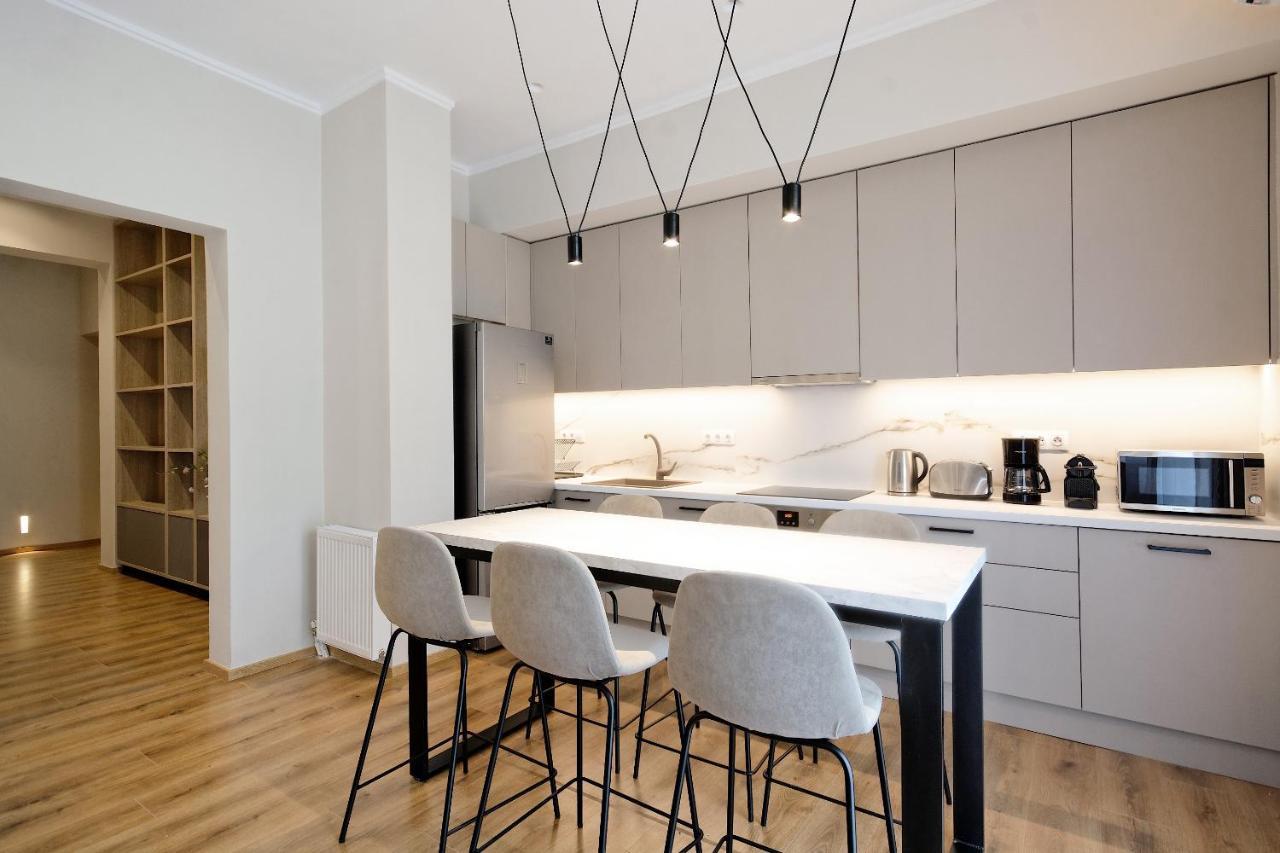 The Flirty Athens Apartment ภายนอก รูปภาพ