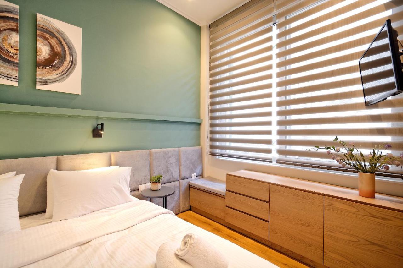 The Flirty Athens Apartment ภายนอก รูปภาพ