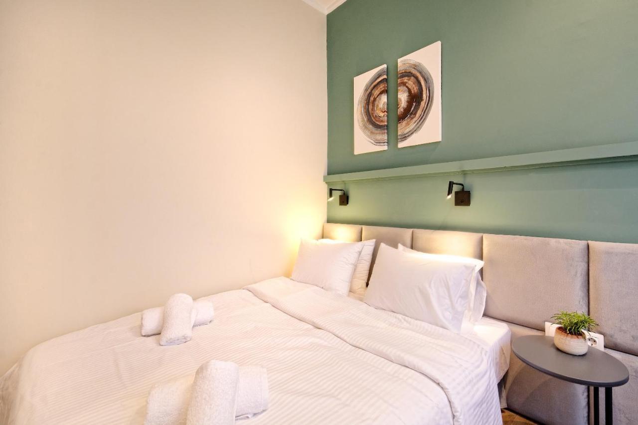 The Flirty Athens Apartment ภายนอก รูปภาพ